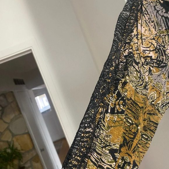 Free People New World Hi Low Top Size M - Picture 5 of 9